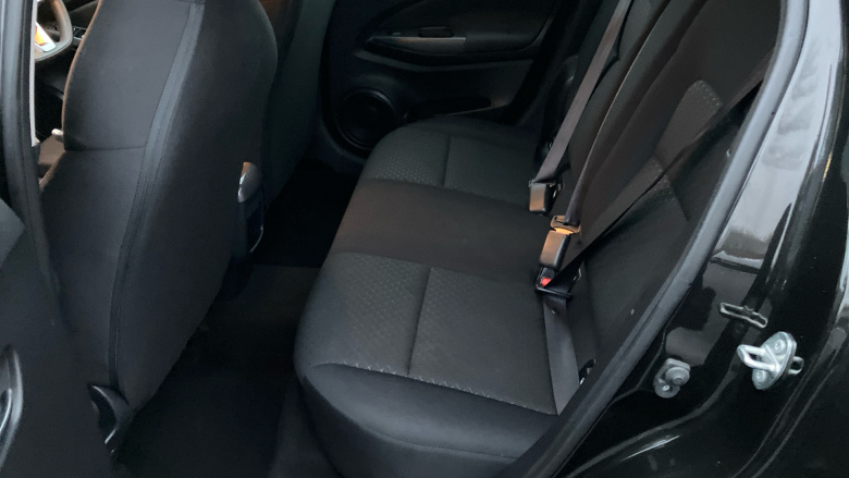 Nissan Juke 1.0 DiG-T 114 Acenta 5dr Petrol Hatchback